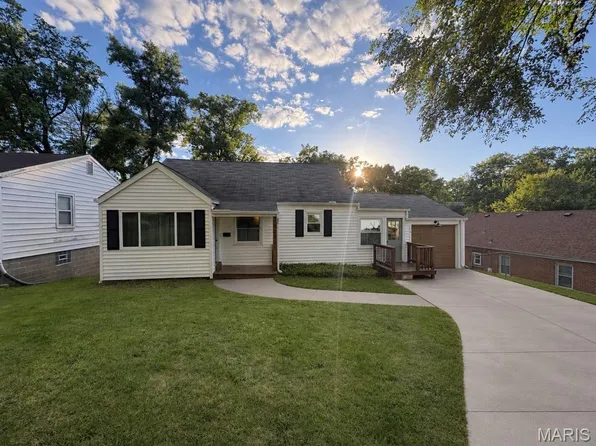 523 N Clay Ave, Saint Louis, MO 63135