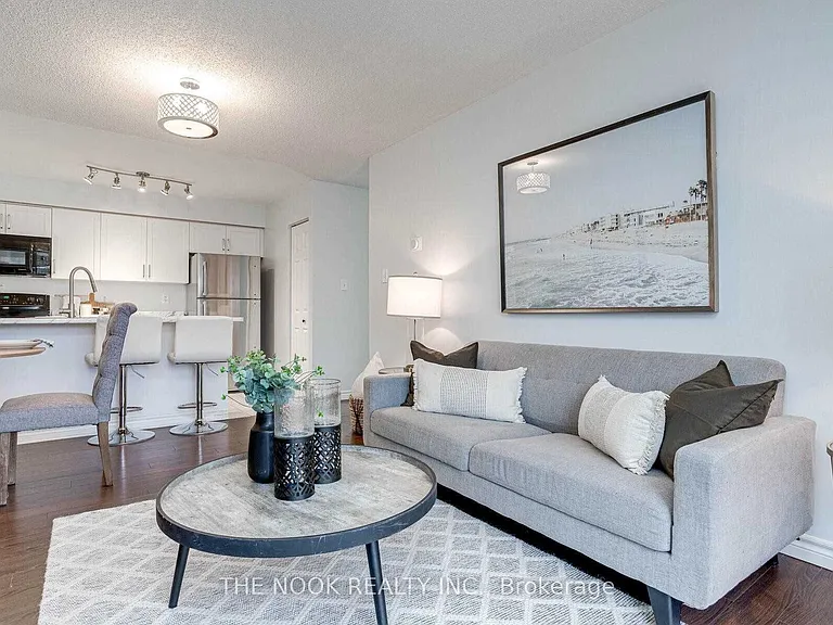 90 Aspen Springs Dr #109 — Photo 3