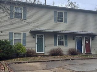 6 Sunrise Dr #E, Cambridge, OH 43725