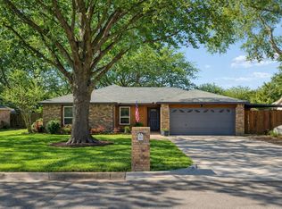7301 Windcrest Ln, North Richland Hills, TX 76182