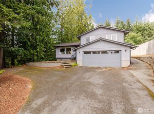 1116 Lower Marine Dr, Bremerton, WA 98312