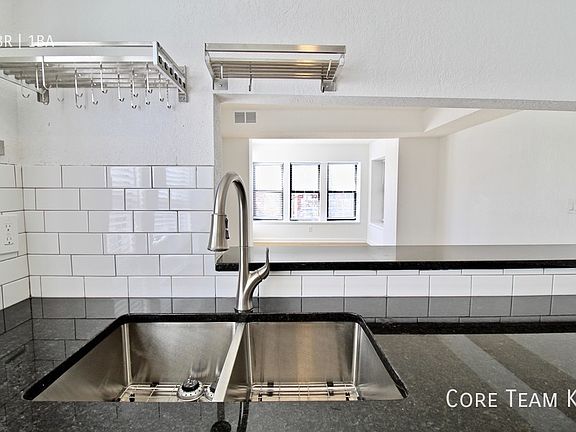 5th image of 3214 Harrison St #2D