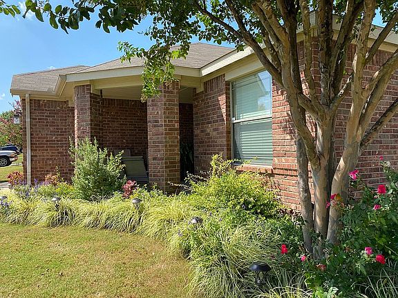 3rd image of 228 Bison Meadow Dr