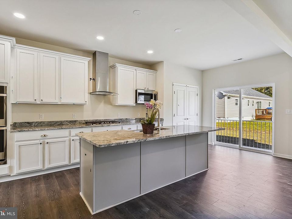 2nd image of LOT 331 332 Edgemont St