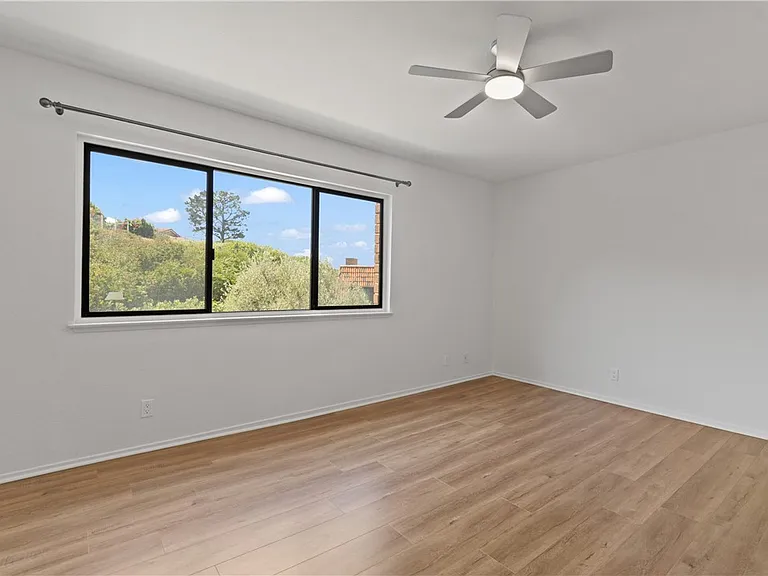 28191 Ridgecove Ct S — Photo 18