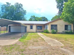 24 Peach St, Lolita, TX 77971
