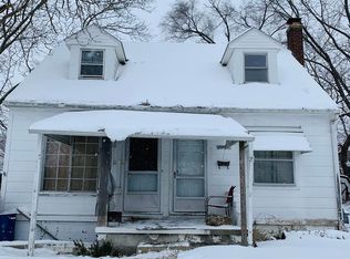 2274 Harriet St, Inkster, MI 48141