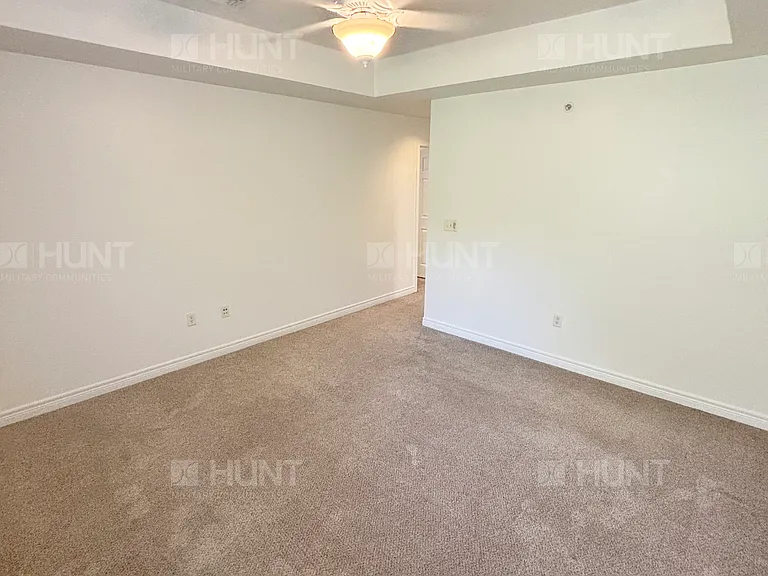 172 Scott Cir — Photo 12