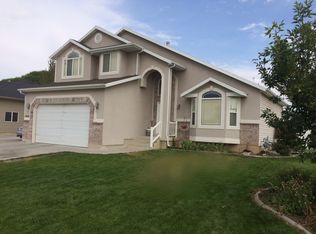 1868 N 2530 W, Clinton, UT 84015