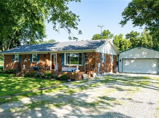 2132 Pansy Rd, Clarksville, OH 45113