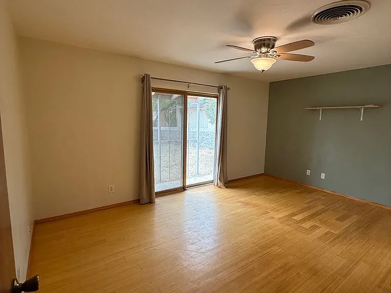 2719 Topley Ave — Photo 14
