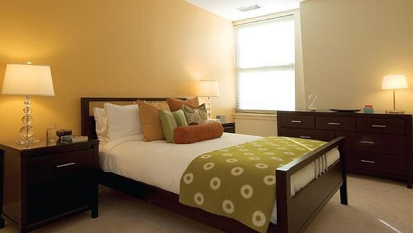 2nd image of 464 Beacon St #3N