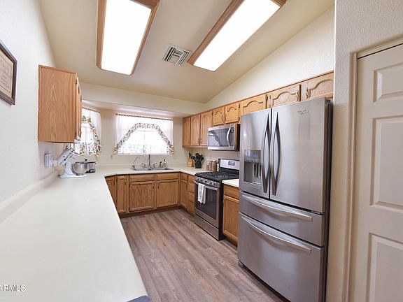 5th image of 1219 E AVENIDA ISABELA --