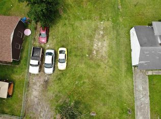 5835 Southurst St, Houston, TX 77033