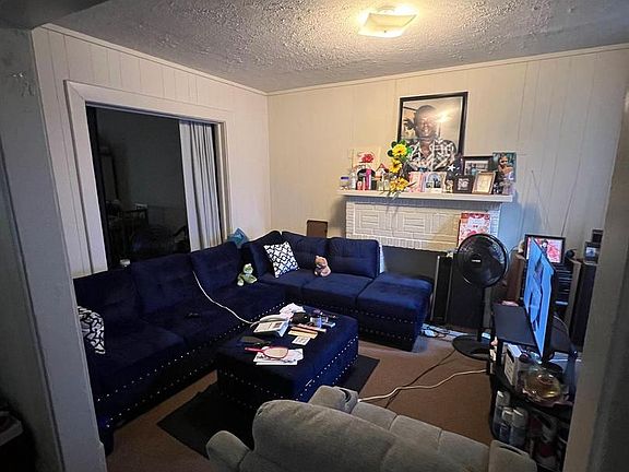 3rd image of 4110 Norfolk Ave