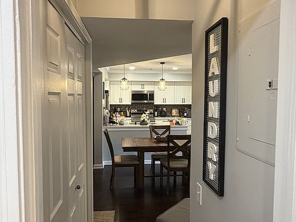 5th image of 3313 Wyndham Cir APT 1220