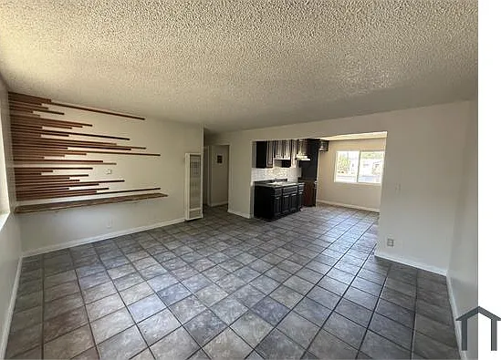 2 bed, $2,887 — Photo 3