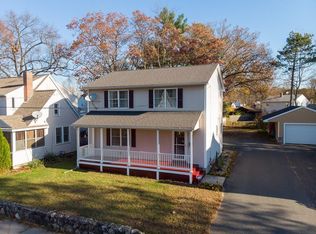 163 Carver St, Springfield, MA 01108