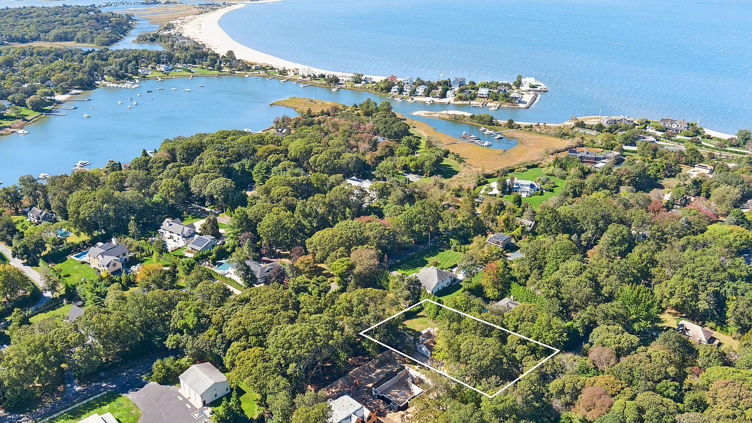 20 Peconic Bay Ave photo 1