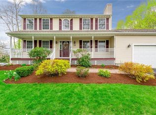 698 Smithfield Rd, North Providence, RI 02904