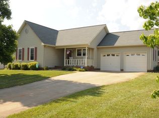 114 Antler Dr, Statesville, NC 28625