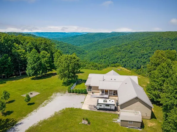 730&756 Wigwam St, Sparta, TN 38583