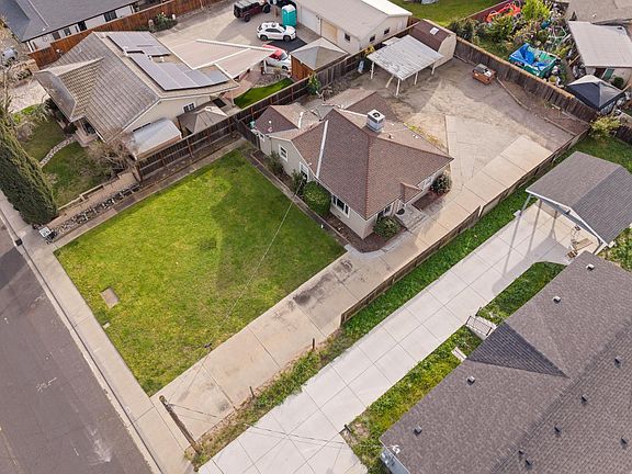 2nd image of 1073 Hacienda Ave