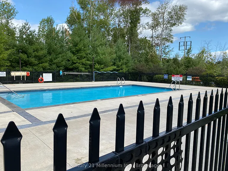 2 Brandy Lane Dr #301 — Photo 16