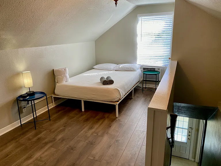 434 E Magnolia Ave — Photo 9