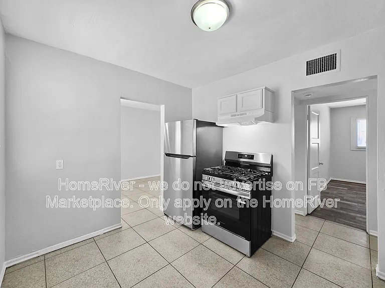 2602 W Monterey Way — Photo 8