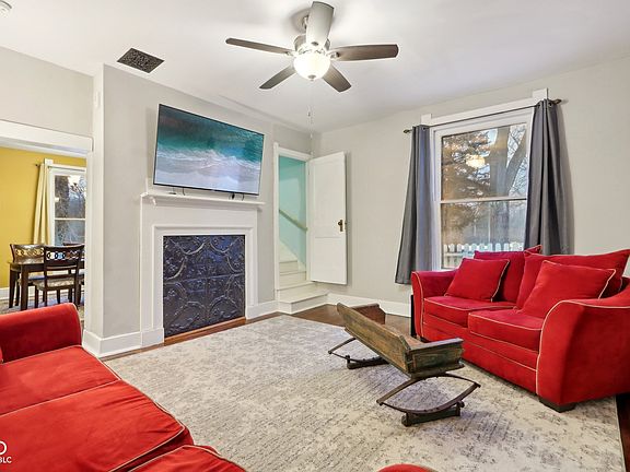 3rd image of 4702 Michigan Rd