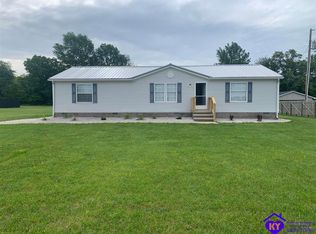 380 Bent Creek Dr, Smiths Grove, KY 42171