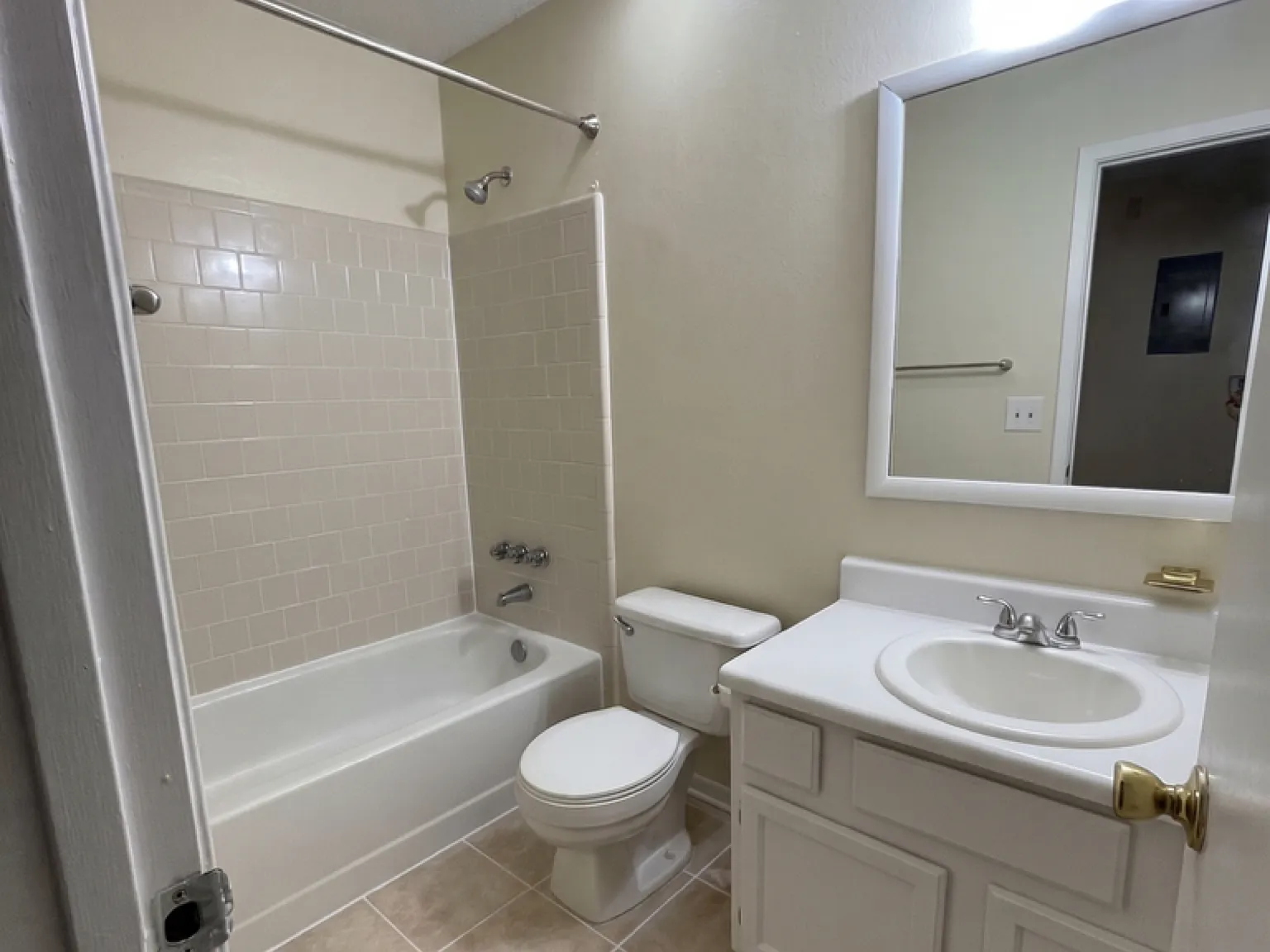 6338 W. Fairfield Dr. - 6338B — Photo 4