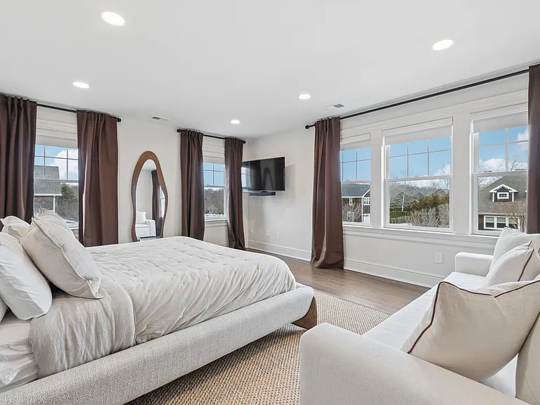 22 Summer Dr — Photo 18