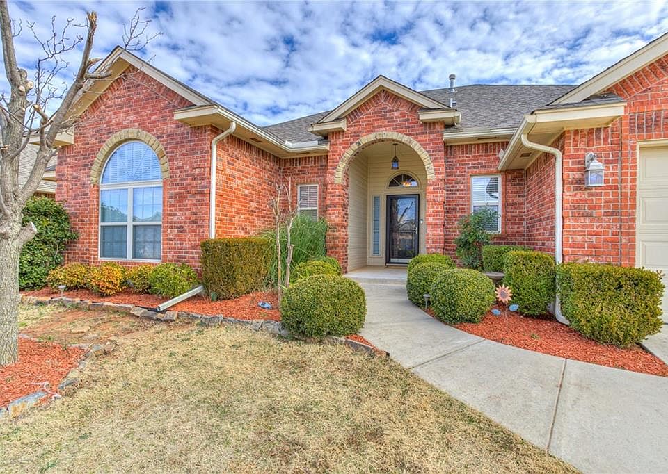 1st image of 9008 Crooked Creek Ln