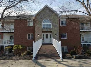 460 Marian Ln APT 12, Florence, KY 41042