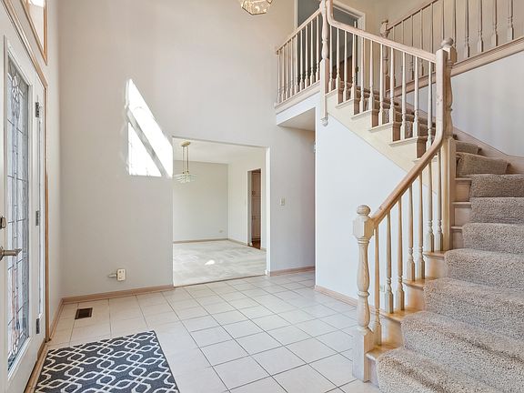 5th image of 3614 Charlemagne Ln