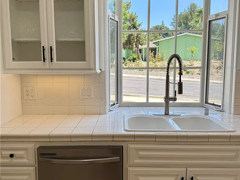 7055 Semrad Rd — Photo 13