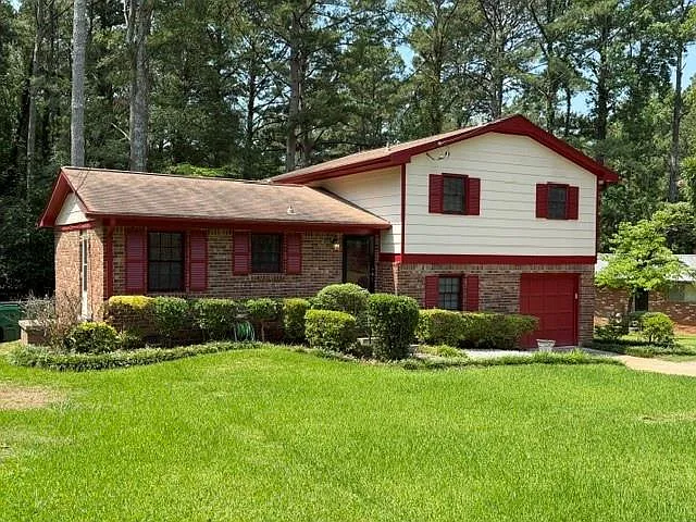3 bed, 2.0 bath, 1406 sqft, $1,850 — Photo 3