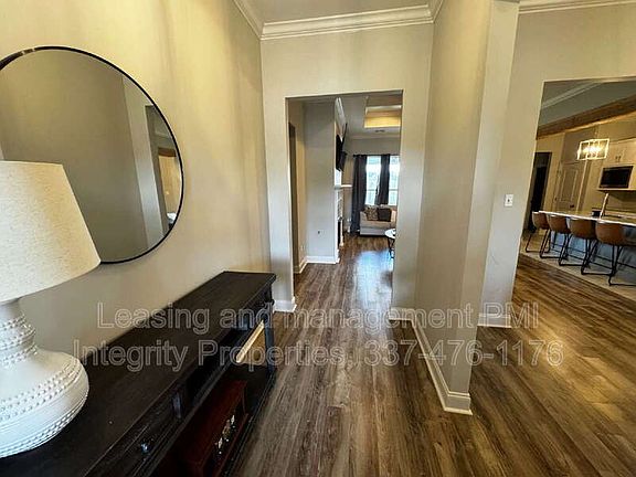 2nd image of 200 Tennyson Dr