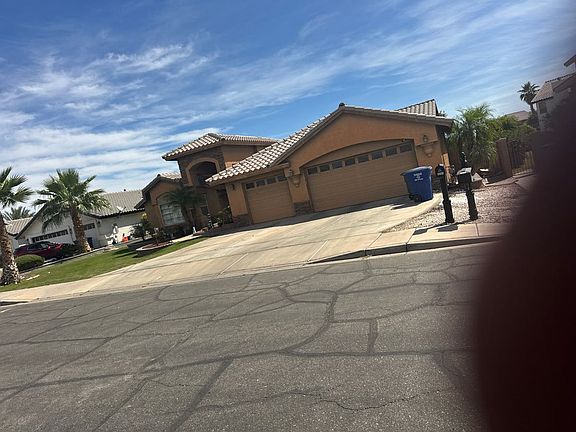 5th image of 2247 S 42nd Way