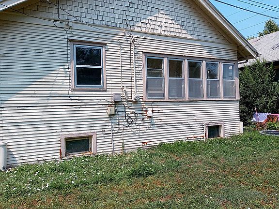 3rd image of 308 N 13th St