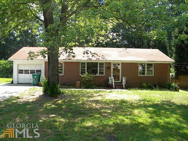 1st image of 2215 Harolds Ln