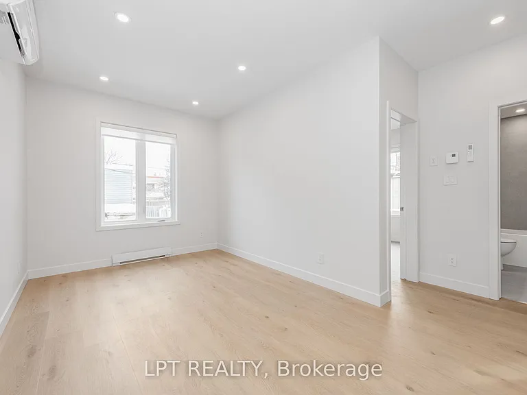250 Shakespeare St #4 — Photo 8