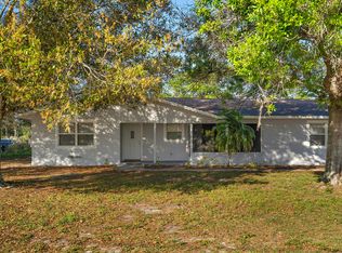 601 SE Essex Dr, Port Saint Lucie, FL 34984