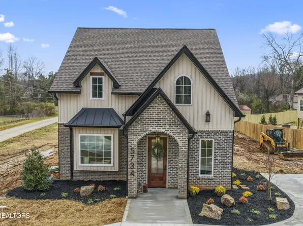 5734 Ball Rd, Knoxville, TN 37931