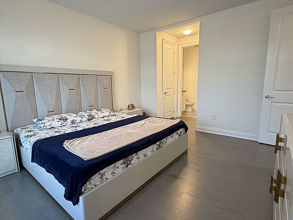 3rd image of 115 Ballantyne Blvd