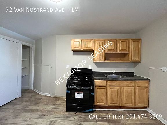 5th image of 72 Van Nostrand Ave #1M