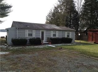 118 Mackin Dr, Griswold, CT 06351