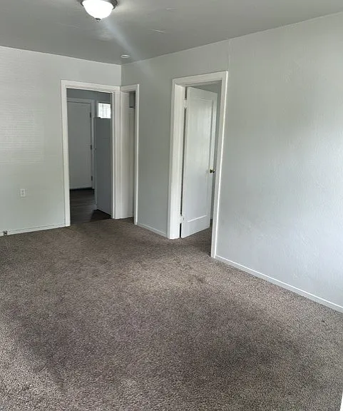 418 Cook Ave #3 — Photo 2